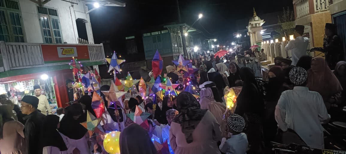 Pawai Obor Sambut Tahun Baru Islam 1 Muharam 1448 Hijriah di Dusun Lubuk Landai